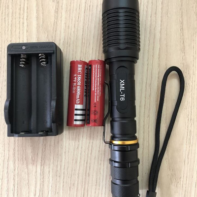 Đèn pin cầm tay siêu sáng US ARMY XML -T6 cao cấp - Đèn pin cao cấp vỏ hợp kim chống nước kèm hộp full box - Hàng chính hãng D Danido