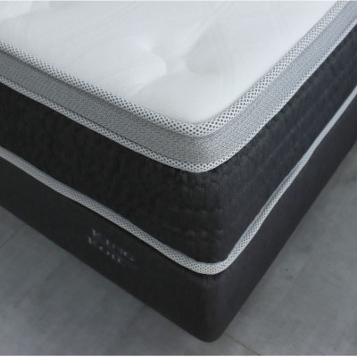 Nệm lò xo King Koil World Top_Sử dụng công nghệ Thêu Tên hoặc Thông Điệp_ Độ dày 30cm