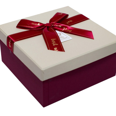 Hộp Quà Vuông  V026 Phượng Hoàng 14 x 14 x 7 cm- Giao mẫu ngẫu nhiên