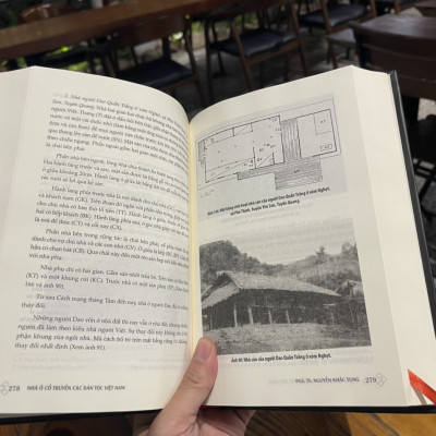 (Bìa cứng) NHÀ Ở CỔ TRUYỀN CÁC DÂN TỘC VIỆT NAM  – Nguyễn Khắc Tụng - Maihabooks