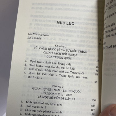 (Sách tham khảo)  QUAN HỆ VIỆT NAM – TRUNG QUỐC GIAI ĐOẠN 2017 -2022 : Những điều chỉnh chính sách của Trung Quốc và hàm ý đối với Việt Nam - Đặng Thị Thúy Hà -NXB CTQGST