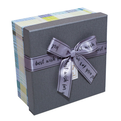 Hộp Quà Vuông V027 Phượng Hoàng 16 x 16 x 8 cm - Giao mẫu ngẫu nhiên