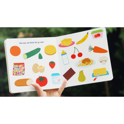 Sách Chuyển Động Thông Minh Đa Ngữ Việt - Anh - Pháp Khu Vườn Bí Mật