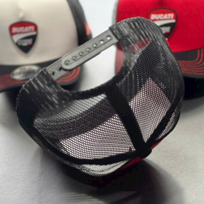 Nón kết, mũ lưỡi trai Ducati vải kaki phối lưới form chuẩn thời trang đường phố