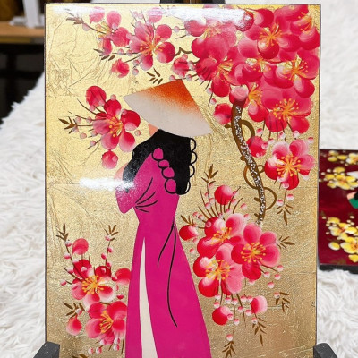 Tranh sơn mài cô gái áo dài dát vàng , hàng xuất khẩu