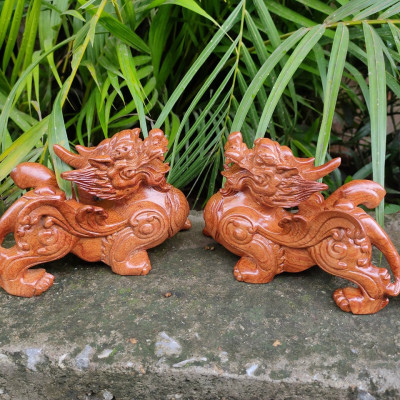 Cặp tượng đôi tỳ hưu bằng gỗ hương đá kt 20×11×8cm