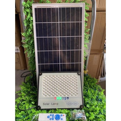 đèn năng lượng mặt trời chống loá,chống nước ip67 tặng điều khiển