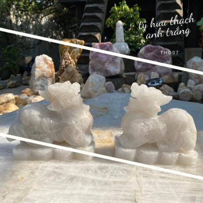 Tỳ hưu thạch anh trắng NHASAN THD07 nặng 4.62kg, kích thước: cao 12cm x dài 17cm x ngang 6.5cm