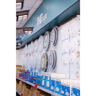 Đèn pha MC-010 Tholux 50W. Đèn led ngoài trời, chiếu sáng biển quảng cáo sân vườn kho bãi công trình