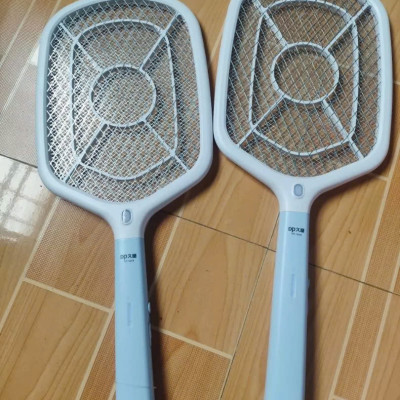 Vợt bắt muỗi ,ruồi , điện tử , với 3 lớp lưới  , tay cầm chống trượt  ,an toàn ,hiệu quả , độ bền cao 