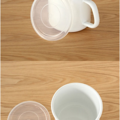 Cốc nhựa nắp mềm dành cho bé Nakaya 200ml  có quai cầm tiện lợi ( Màu trắng ) - hàng nội địa Nhật Bản