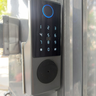 Khóa cửa thông minh chống nước G04B.2M - 2 mặt vân tay + App TTlock Bluetooth quản lý trên ĐT ( Hàng nhập khẩu)