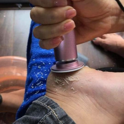 Máy chà gót chân, tẩy sạch da chết dùng cá nhân và tiệm nail, spa