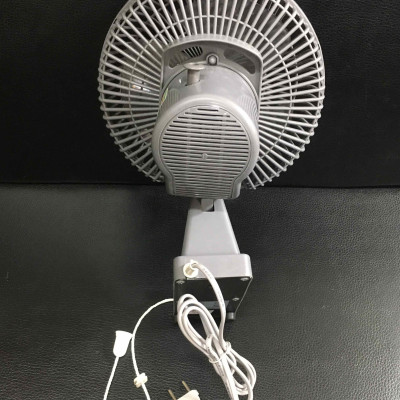 Quạt Treo Tường Tường Lồng Nhựa Lifan T-109 - Xám Trắng - Hàng chính hãng