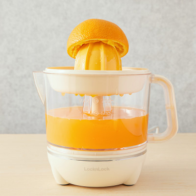 Máy Vắt Cam Lock&Lock (700ml) - Hàng Chính Hãng, Xoay Ép 2 Chiều, Chất Liệu Nhựa PP, Dễ Dàng Tháo Lắp Vệ Sinh - Tặng Kèm Ống Hút Và Cọ Rửa