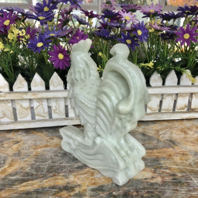 Tượng con gà giáp phong thủy đá cẩm thạch trắng xanh trang trí bàn làm việc