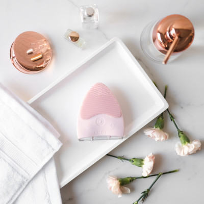 Máy Rửa Mặt Homedics Silicon Công Nghệ Siêu Âm FAC- 310