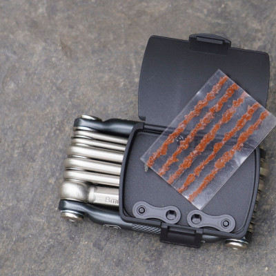 Bộ dụng cụ sửa xe đạp mini đa dụng Crankbrothers M13 multi-tools