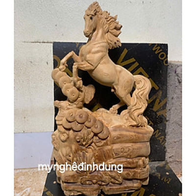 Tượng Tượng con ngựa phong thủy cầu tài lộc bằng gỗ ngọc Am thơm nức cao 40x14x9cm 