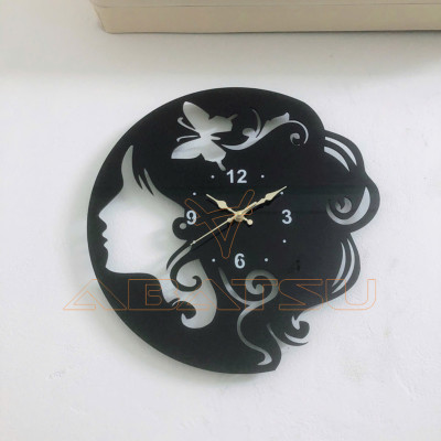 Đồng Hồ Treo Tường Siêu Cute Giá Rẻ