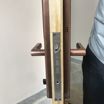 Khóa vân tay thông minh DEMAX SL630 AC