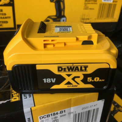PIN CHO MÁY KHOAN 18V-5.0AH DEWALT DCB184- B1- HÀNG CHÍNH HÃNG