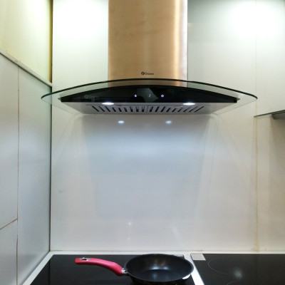 Máy hút mùi kính cong Grasso GS 890 (Made in Malaysia) - Hàng chính hãng