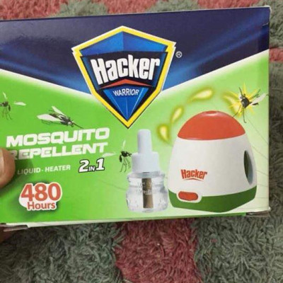 MÁY ĐUỔI MUỖI XÔNG TINH DẦU HACKER 