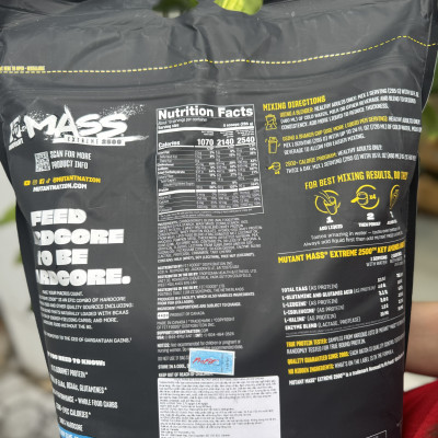 Sữa Tăng Cân Mutant Mass Extreme 2500 12Lbs – Túi 5.45Kg – Bao Bì Mới
