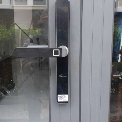 Khóa vân tay thông minh DEMAX SL103 cho cửa nhôm xingfa, sắt, inox
