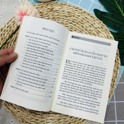 Sách Overthinking: Loại Bỏ Bệnh Lo Âu Và Suy Nghĩ Quá Nhiều