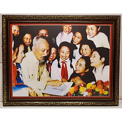 TRANH IN DẦU - BÁC HỒ  GẶP GỖ THIẾU NIÊN VIỆT NAM ( KT 70*90CM)