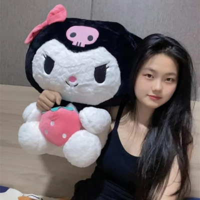 Gấu bông Melody ôm dâu đáng yêu - Size 22cm - Quà tặng gấu bông Kuromi mềm mại cao cấp - Gối ôm cho bé.