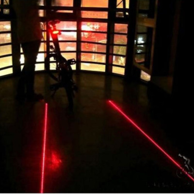 Đèn Hậu Xe Đạp Cảnh Báo- Chế Độ Đèn Led Siêu Sáng, Tia Laser Tạo Khoảng Cách An Toàn- Chính Hãng (Kèm Giá Đỡ)