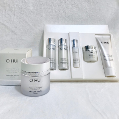 Kem Dưỡng Trắng Da Ohui Extreme White Cream 50ml + Tặng 01 bộ dưỡng trắng extreme white 5pcs