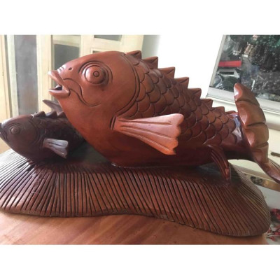 Tượng Cá Chép Mẹ Con Gỗ Gõ Mỹ Nghệ Size Dài 60cm Cao 30cm Ngang 25cm Anh Chị Trưng Phòng Khách Nhà, Công Ty, Trên Bàn Uống Trà , Quà Biếu Tặng ý nghĩa cá chép có cá có tiền tài lộc ạ