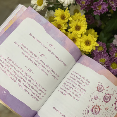 NHẪN - Bộ sách Cùng Hạnh Phúc, hành trình chuyển hóa nội tâm tích cực