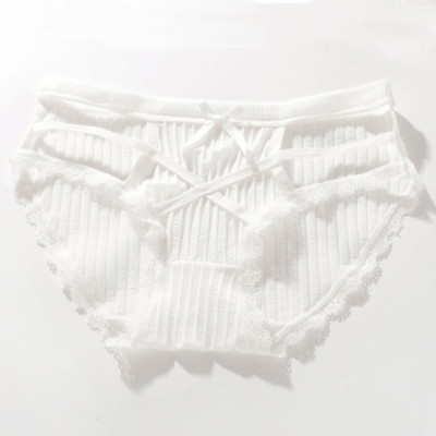  Quần lót nữ lộ vân - Trắng