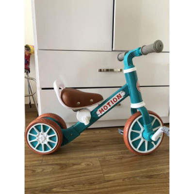 Xe Chòi Chân Thăng Bằng Cho bé Kèm Bàn Đạp Xe Chòi Chân Khuyến Mãi Các Hãng/Motion - Giao ngẫu nhiên