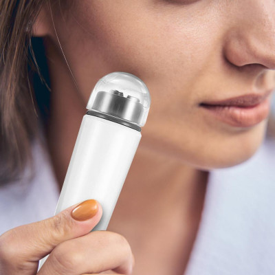 (Hàng Bản Quốc Tế) Máy Massages Mắt Mini Cầm Tay 4 đầu B72