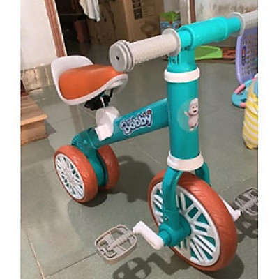 Xe Chòi Chân Cho Bé - Hàng Khuyến Mãi Của Bobby Tặng Kèm Bàn Đạp 