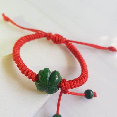 Vòng Đeo Tay Nữ Kiểu Dây Đỏ Cỏ 4 lá Xanh mới lạ đẹp lắm Chất liệu đá cẩm thạch xanh lá cỏ thắt dây kiểu đỏ rẻ đẹp  Nữ đeo tay may mắn tăng đưa rút chỉnh theo tay lớn nhỏ được hết đẹp lắm ạ