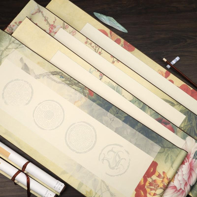 Liễn giấy bồi trục treo in viền hoa dùng để viết thư pháp