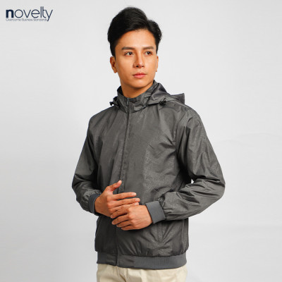 Áo jacket nam in chìm nón rời Novelty xám đậm 2203262
