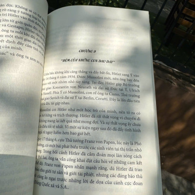 GESTAPO - LỊCH SỬ KINH HOÀNG - Jacques Delarue - Mai Yên Thi dịch - Sách miền Trung