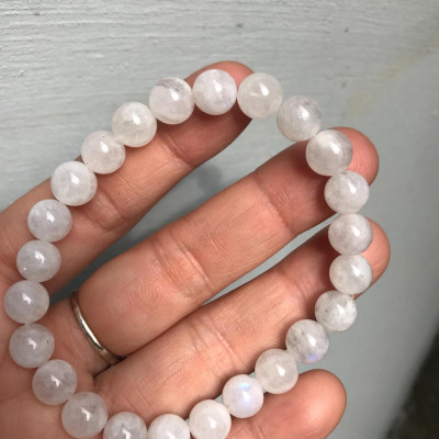 VÒNG TAY ĐÁ ÁNH TRĂNG TRẮNG SIZE 8MM NỮ KIM MỆNH THỦY MỆNH