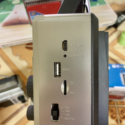 ĐÀI Radio Pp-310BT-Nhật Bản-chạy Năng lượng mặt trời-quà tặng cho người thân-Hàng Chính Hãng