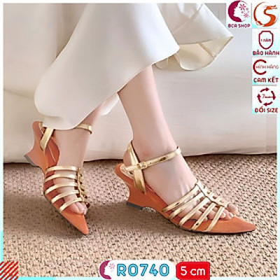 [SANG TRỌNG - QUÝ PHÁI]  Sandal Đế Xuồng Nữ Cao 5 Phân RO740 ROSATA Quai Vàng Mảnh Tôn Da Tôn Dáng