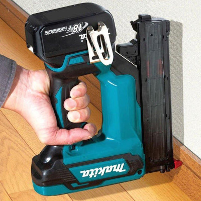 MÁY BẮN ĐINH THẲNG DÙNG PIN 18V (15 - 35 MM) MAKITA DFN350Z (KHÔNG KÈM PIN VÀ SẠC) - HÀNG CHÍNH HÃNG