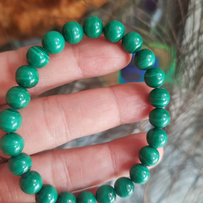 Vòng Tay Phong Thủy Đá Lông Công hay gọi là đá Malachite tự nhiên bóng đẹp Size vòng 7,5mm nữ mệnh Mộc mệnh Hỏa Vòng Xanh Đá Lông Công Vân tự nhiên đẹp đeo tốt sức khỏe, đẹp, may mắn trong công việc ạ